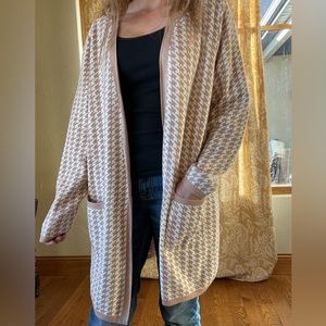 Houndstooth duster